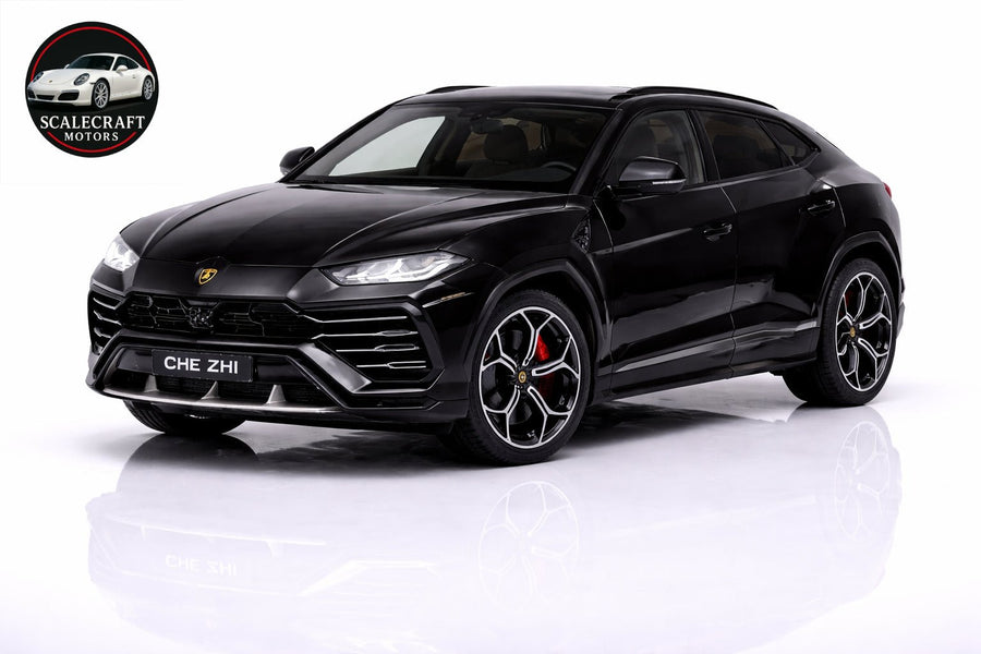 Lamborghini Urus 1:24 - Scale Model