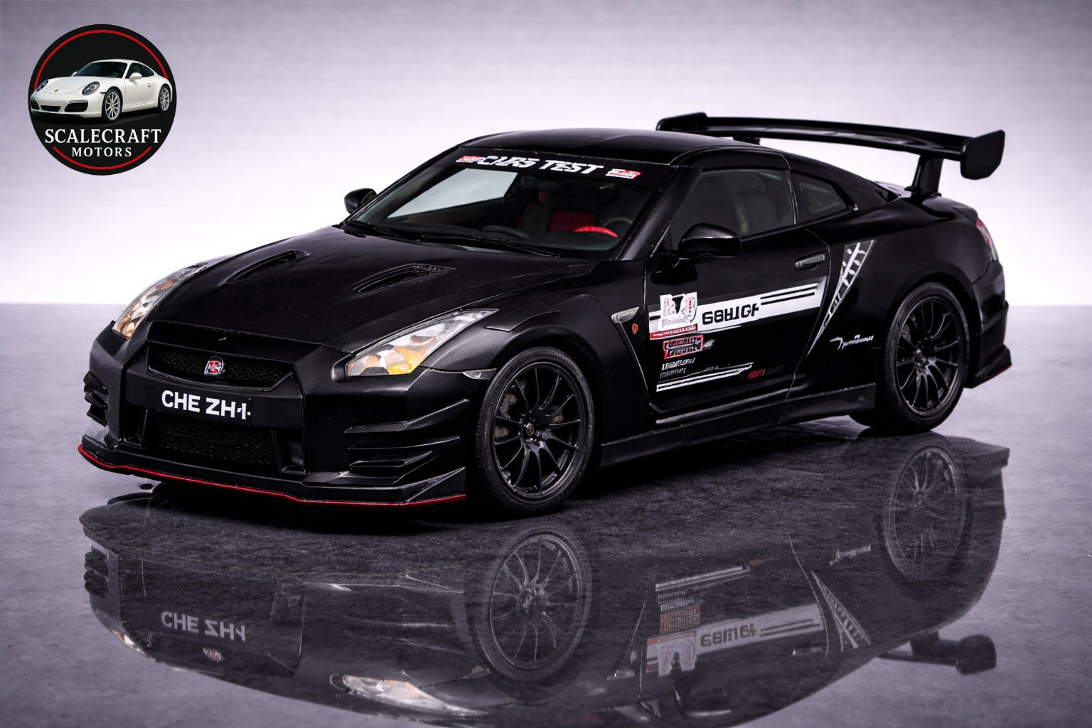 Nissan R35 1:24 - Modelo a Escala - ScaleCraft Motors